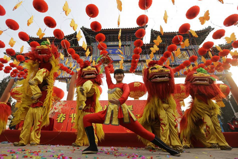 baneasa mall festival multicultural china